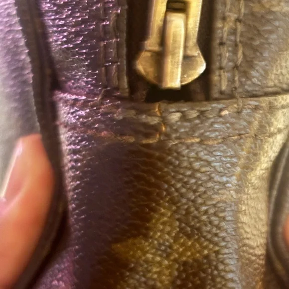 Louis Vuitton Monogram Trousse Toilette 28 Crossbody - Picture 7 of 15